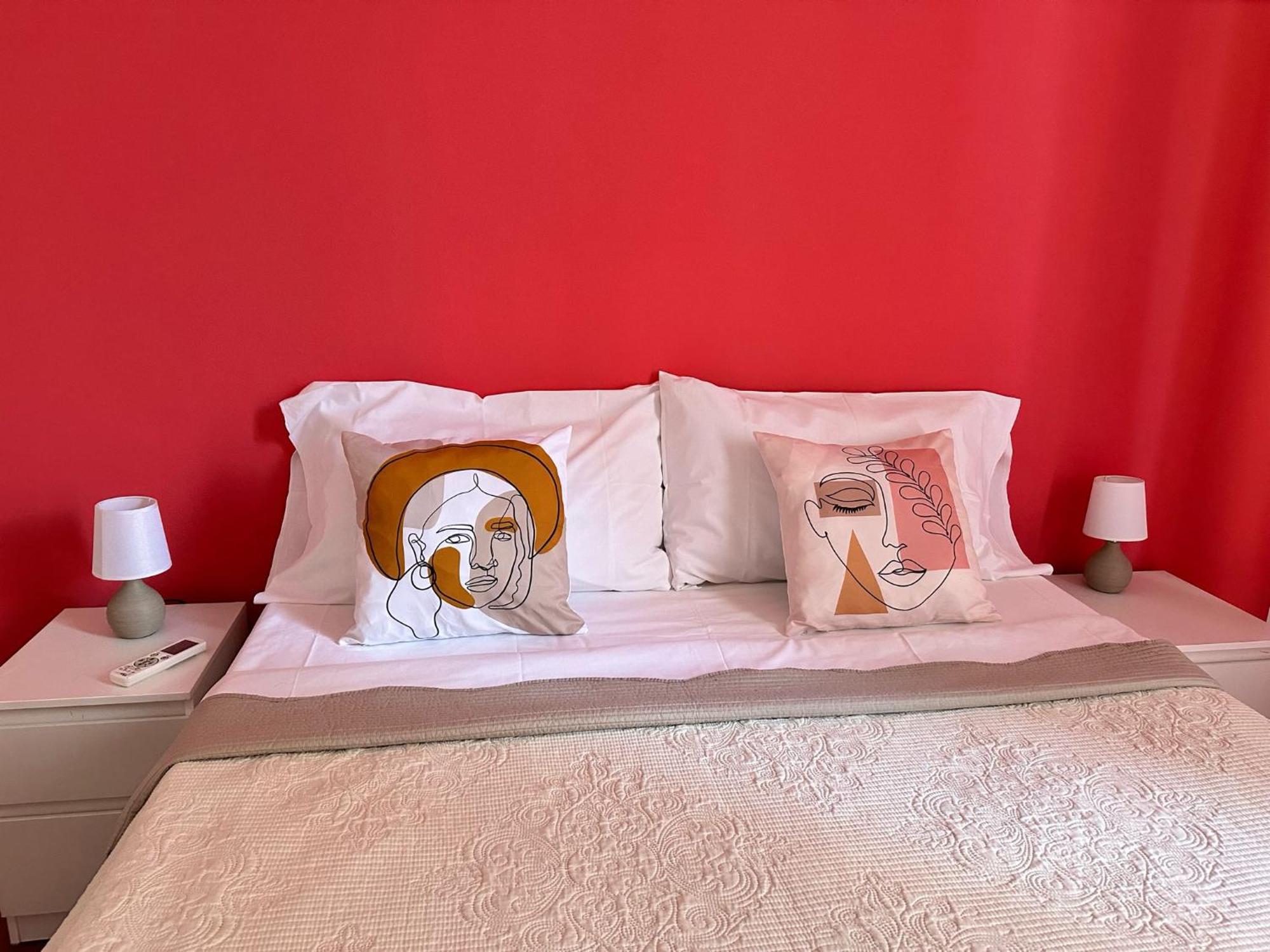 Via Zara Ostello